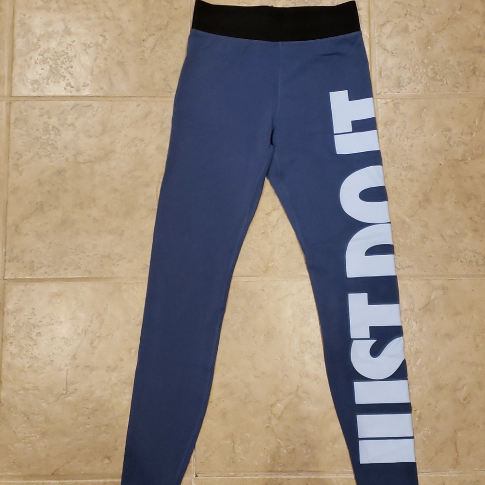 Nike Leg-A-See JDI Tight Fit Leggings